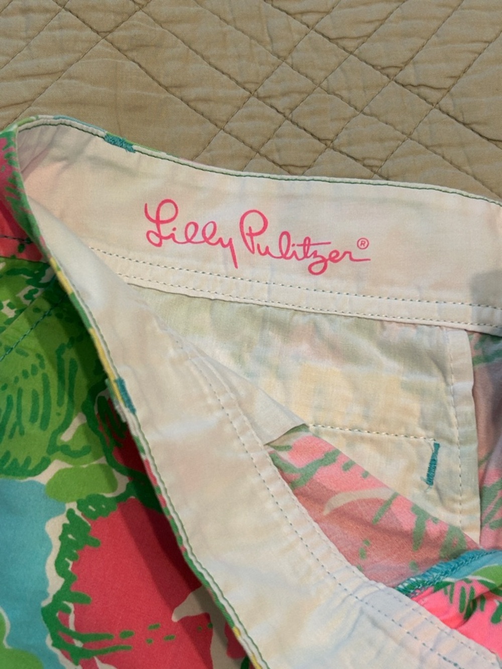 Lilly Pulitzer The Callahan Short in Floral Print - Picture 4 of 12